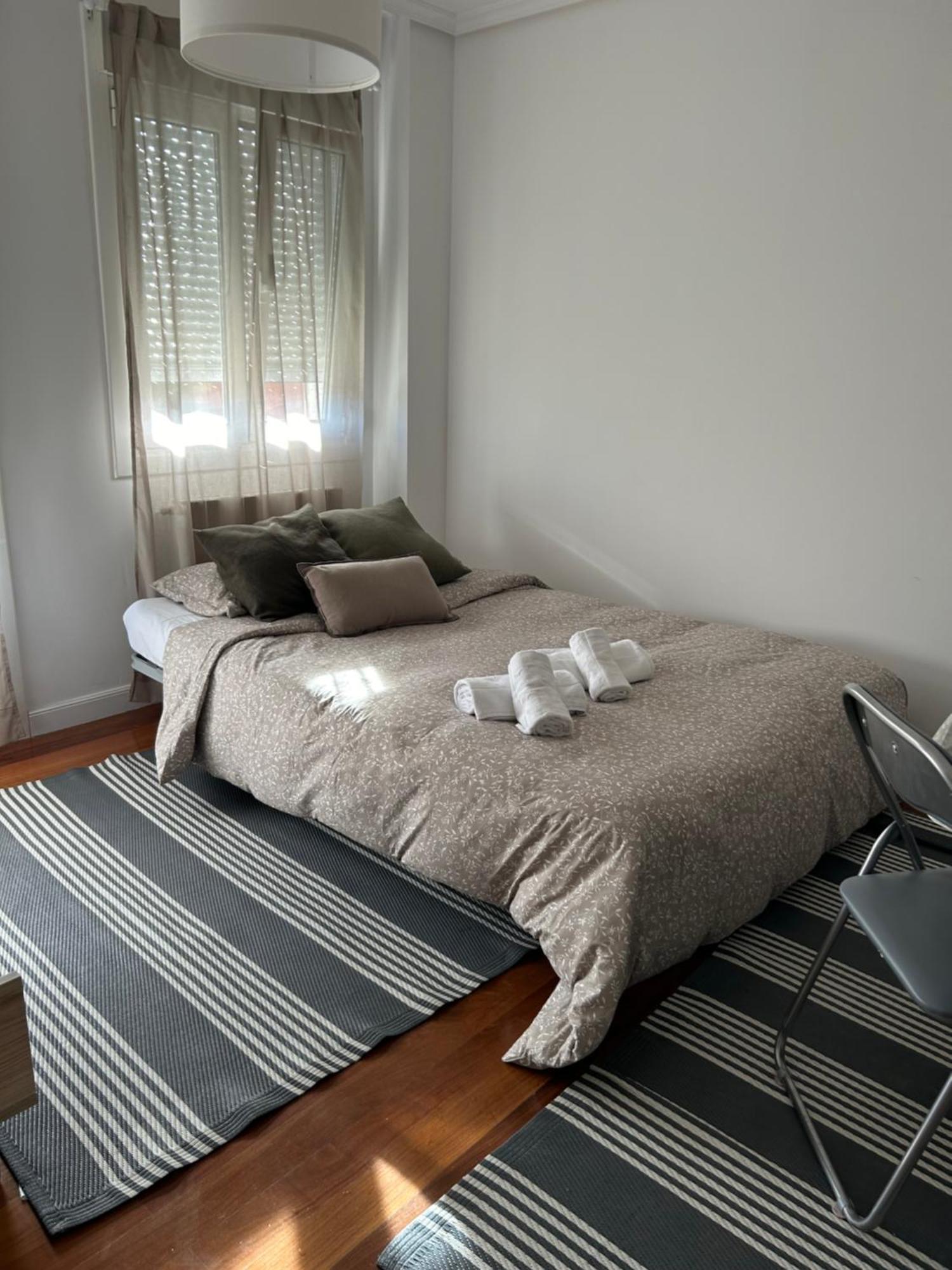 C12A01 Coqueto Apartamento Con Piscina Y Garaje Suances Luaran gambar