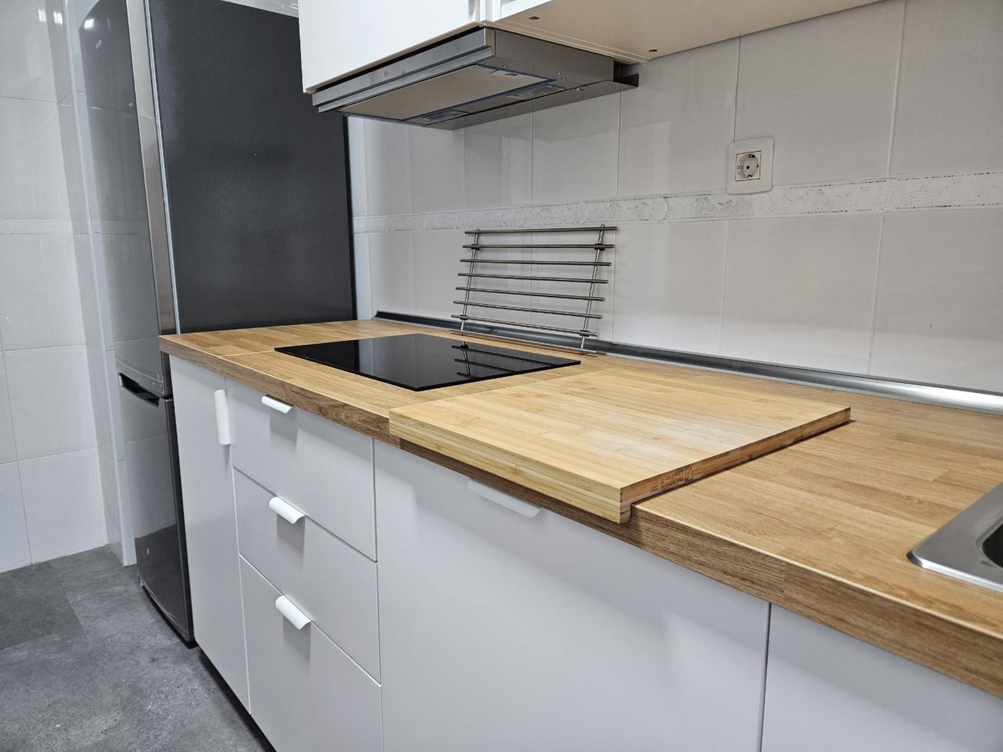 C12A01 Coqueto Apartamento Con Piscina Y Garaje Suances Luaran gambar