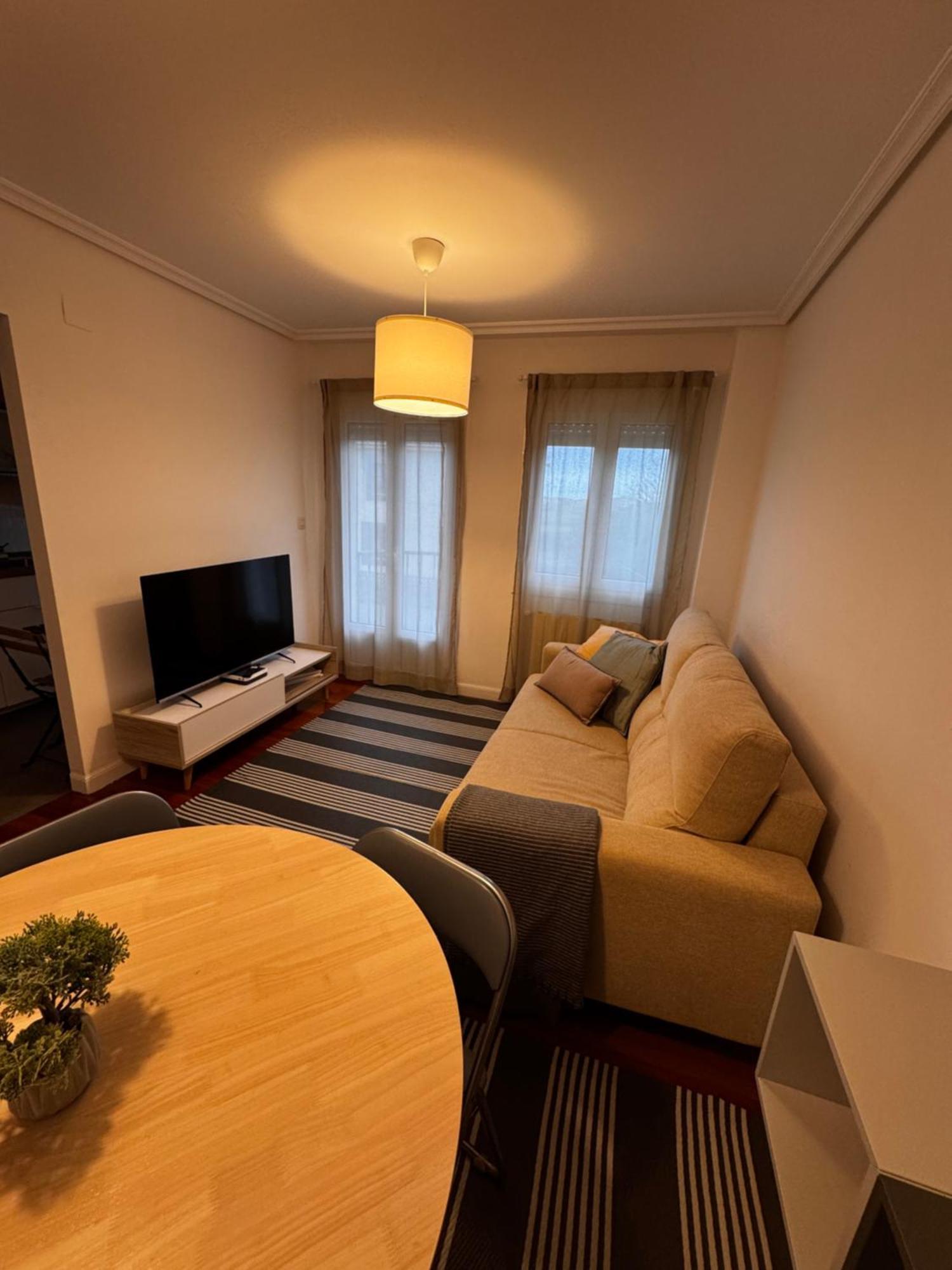 C12A01 Coqueto Apartamento Con Piscina Y Garaje Suances Luaran gambar