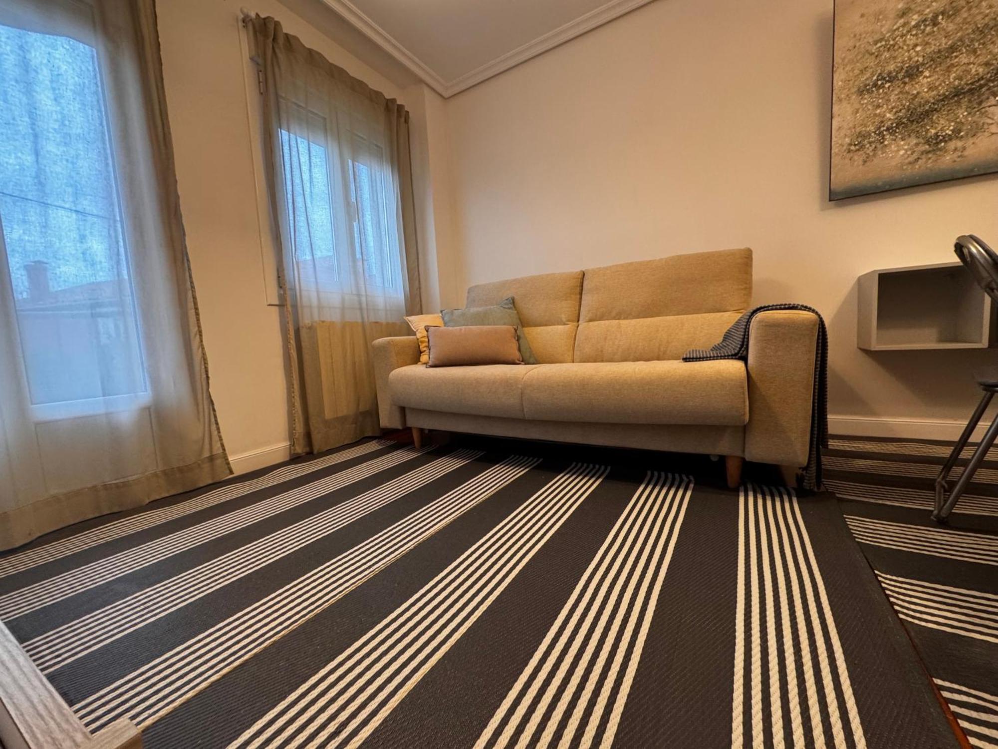 C12A01 Coqueto Apartamento Con Piscina Y Garaje Suances Luaran gambar